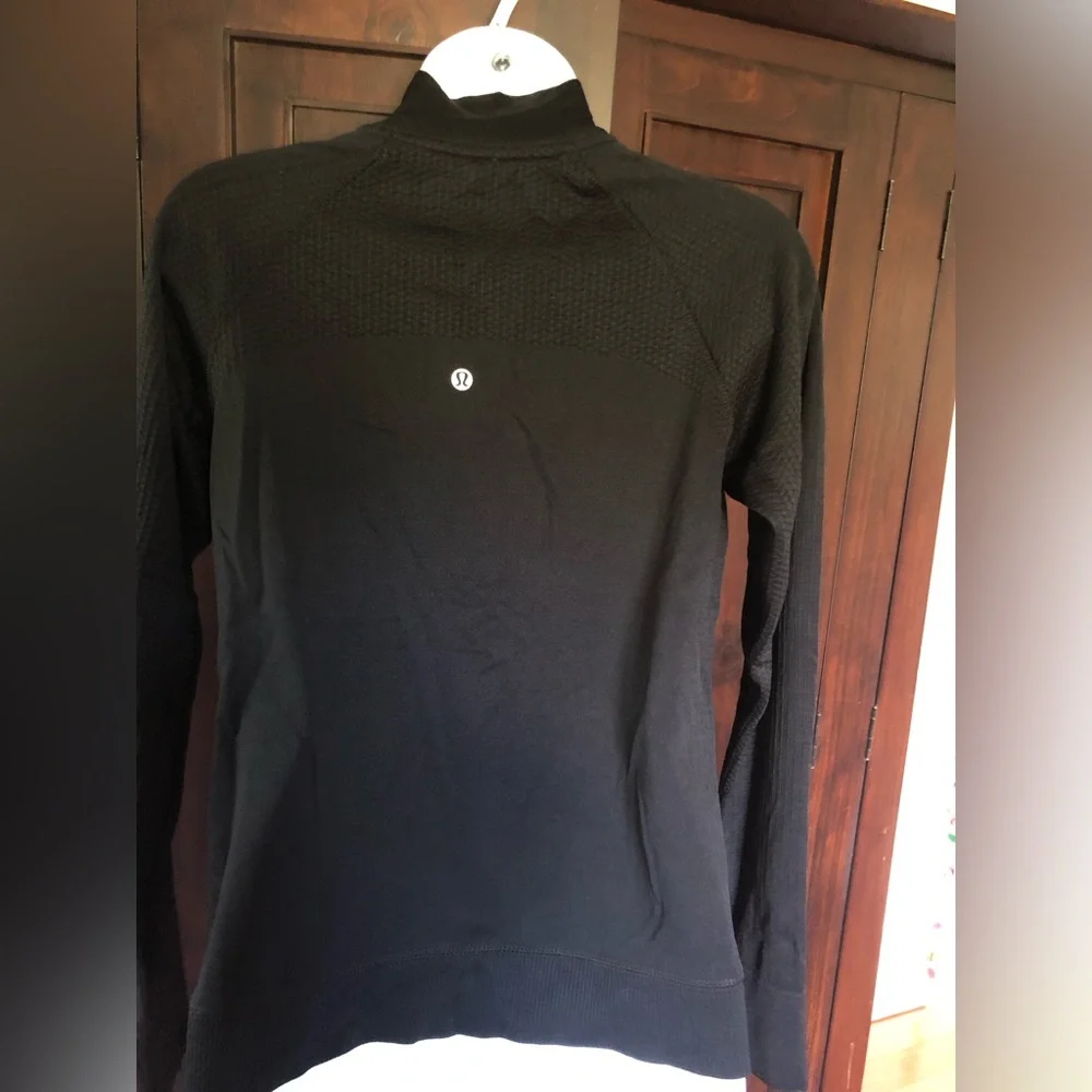 Lululemon Athletica Relaxed Fit Ribbed Black Half-Zip Pullover Size 6 NWOT - Picture 11 of 13